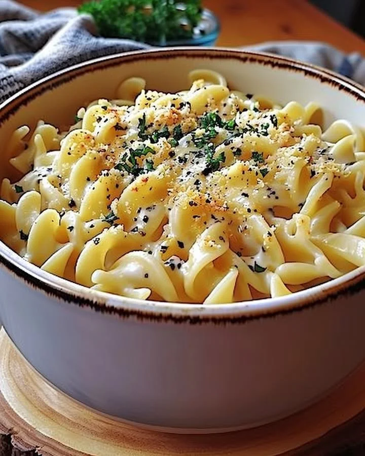 Delicious cafeteria noodles served in a colorful dish