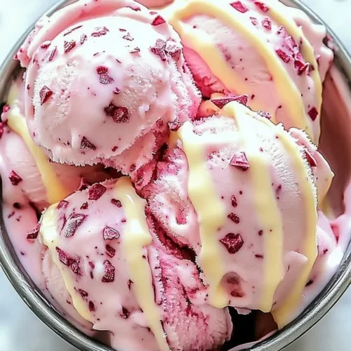 Delicious Velvet Ice Cream with White Chocolate served in a bowl